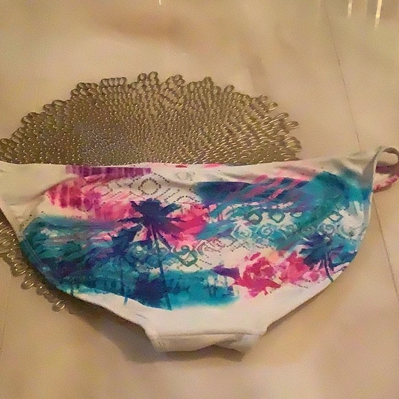 Colorful, bikini, bottom size X large by ocean Pacific blue, hot, pink, … - Picture 4 of 10